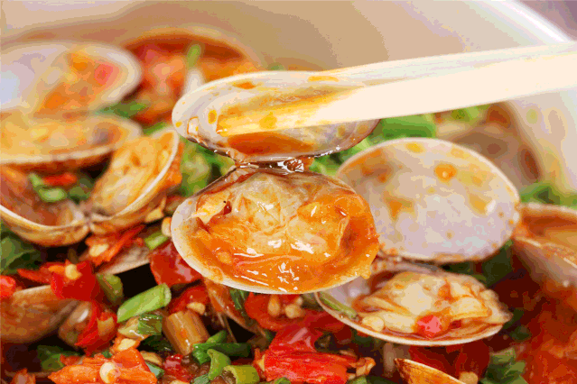 1元吃海鲜,实现花甲自由!乐山这家店解锁花甲新吃法!