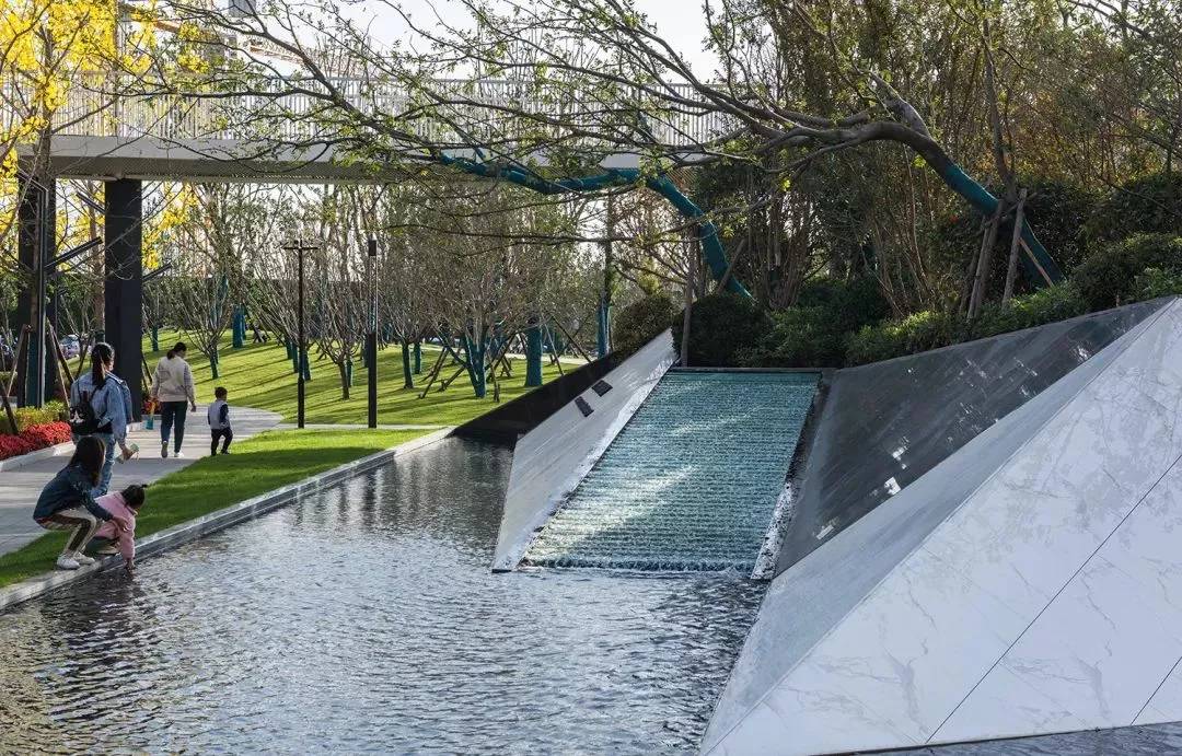 时间的旅客——富力皖投·阜阳大河城章首开区景观设计_空间