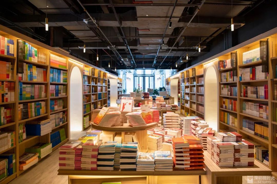 明天起,龙华人终于有自己的书城了!堪称"深圳最美"!