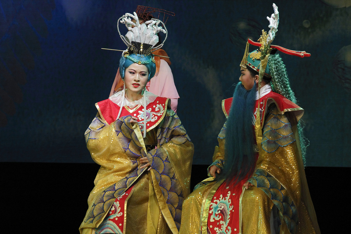 能够明辨是非热心大义,但是后来在钱塘君真被招柳毅为婿的时候虽然