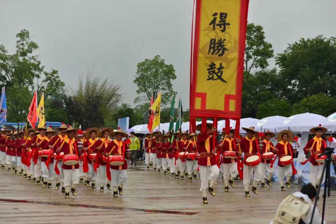 板凳龙,得胜鼓亮相"中国旅游日"主场活动