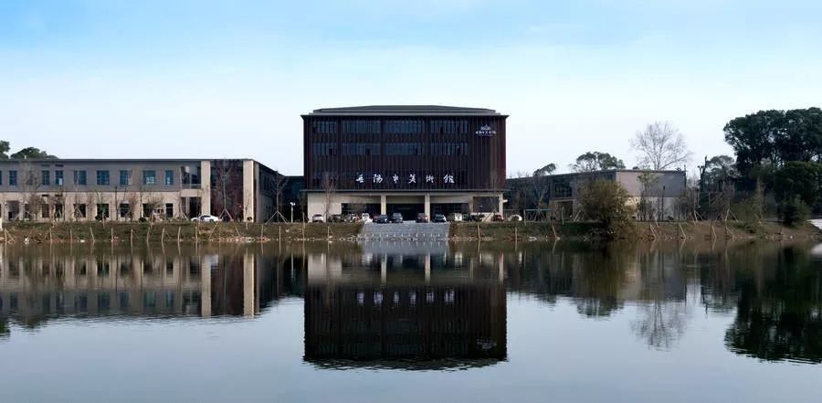 市图书馆新馆已试运行,可"刷脸"借还书!还有美术馆._岳阳市