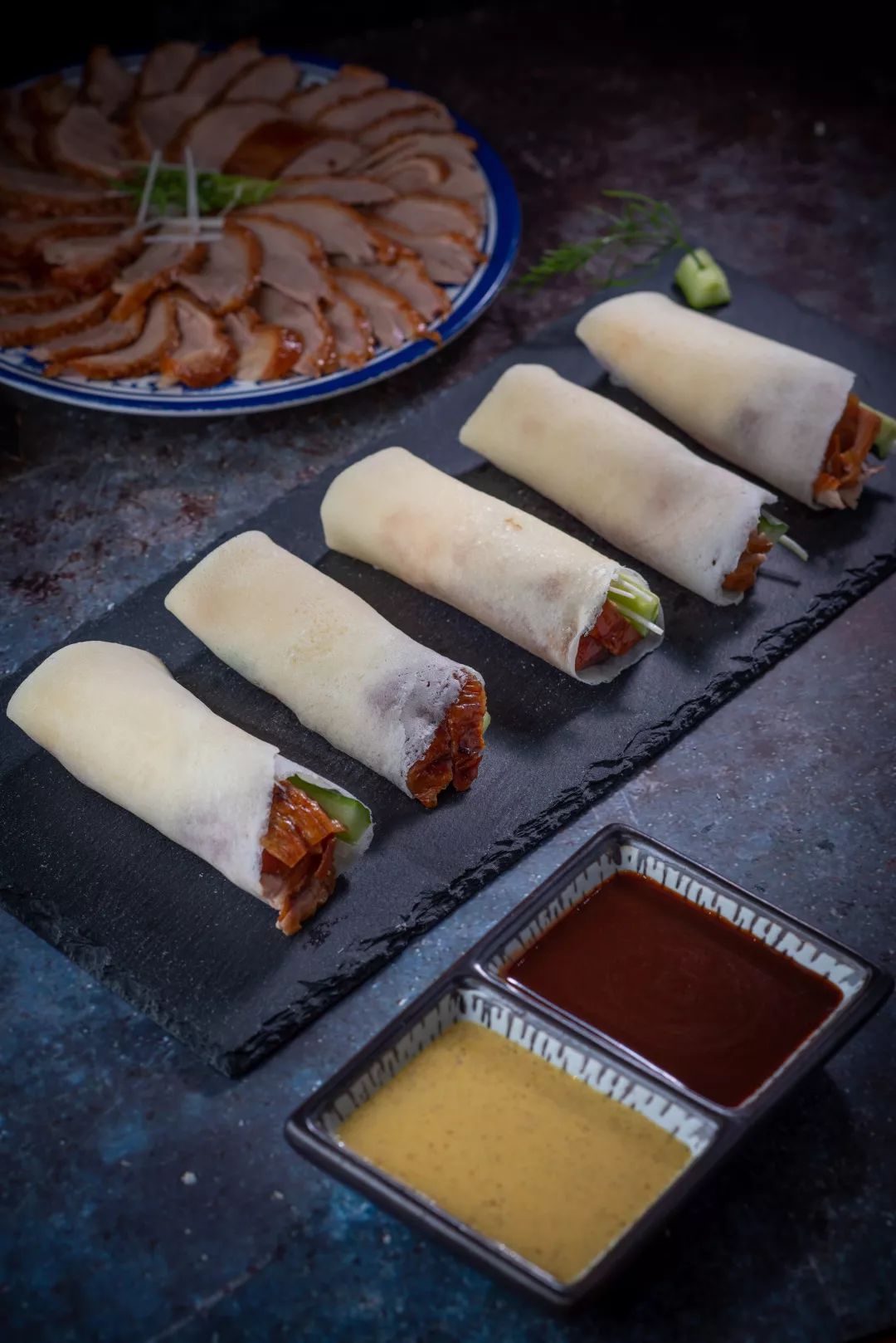 天河地下藏着正宗的北京烤鸭49元即可体会人间绝鸭