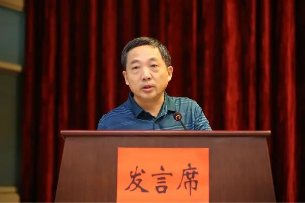 盟员风采傅新民敏于思辨成于方略