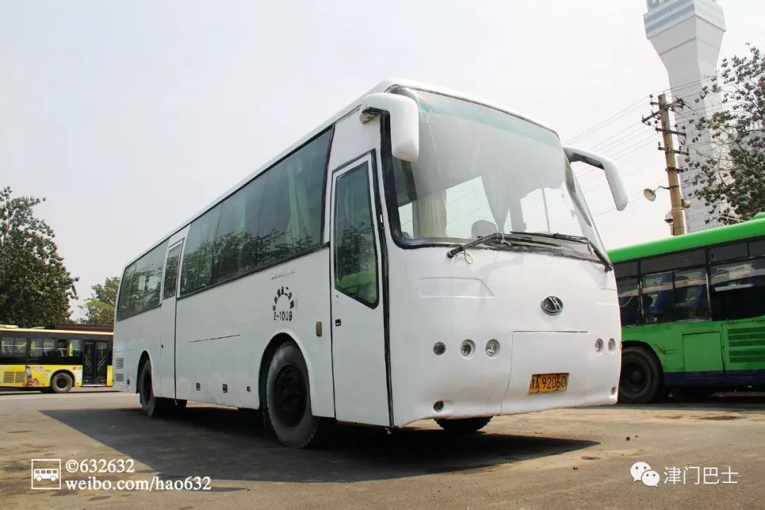 双层作为京华双层的第一个客户,bk6110s一共采购了62台,其中8-3700