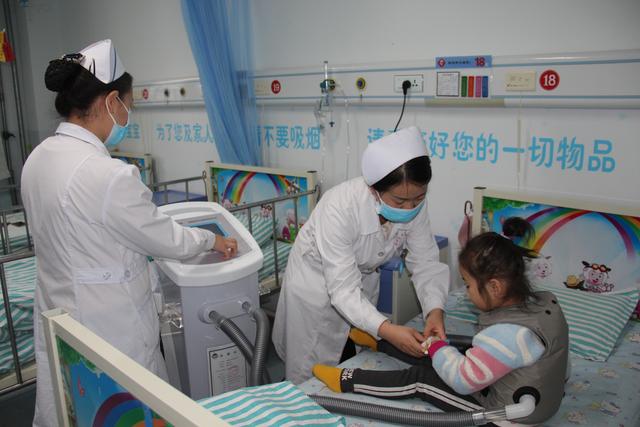 守护儿童健康我们一直在努力市妇幼保健院儿科引进排痰机
