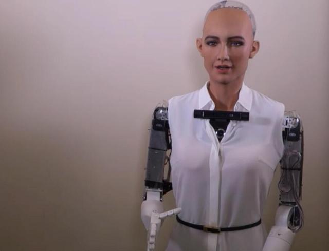 原创日本的"女性"机器人,受市场追捧!脱掉外衣后就明白了