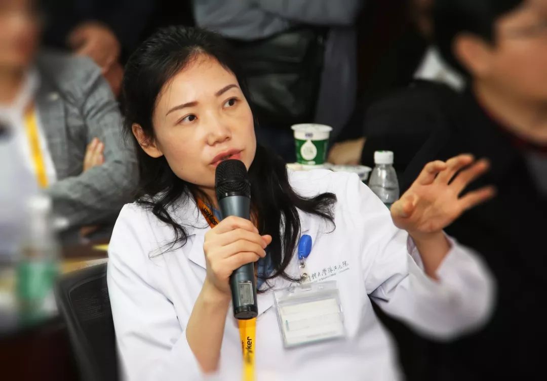 颈内动脉眼段动脉栓塞术何旭英教授病例和治疗过程(点击图片看大图)男