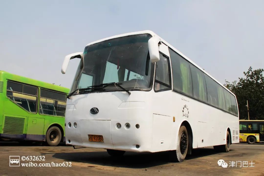 双层作为京华双层的第一个客户,bk6110s一共采购了62台,其中8-3700