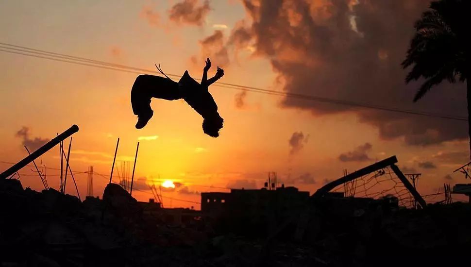 年少轻狂年轻人该有的态度