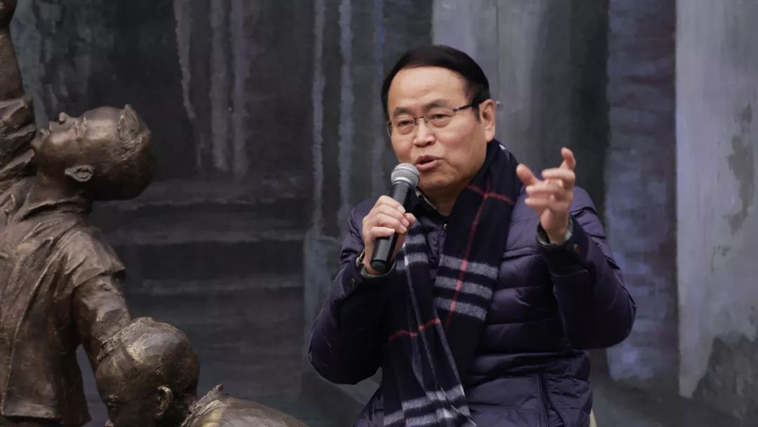 中华中医药学会副会长,成都中医药大学原副校长 杨殿兴成都中医药大学