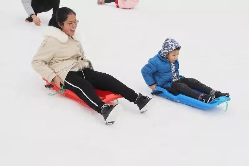 日照龙门崮滑雪场图片