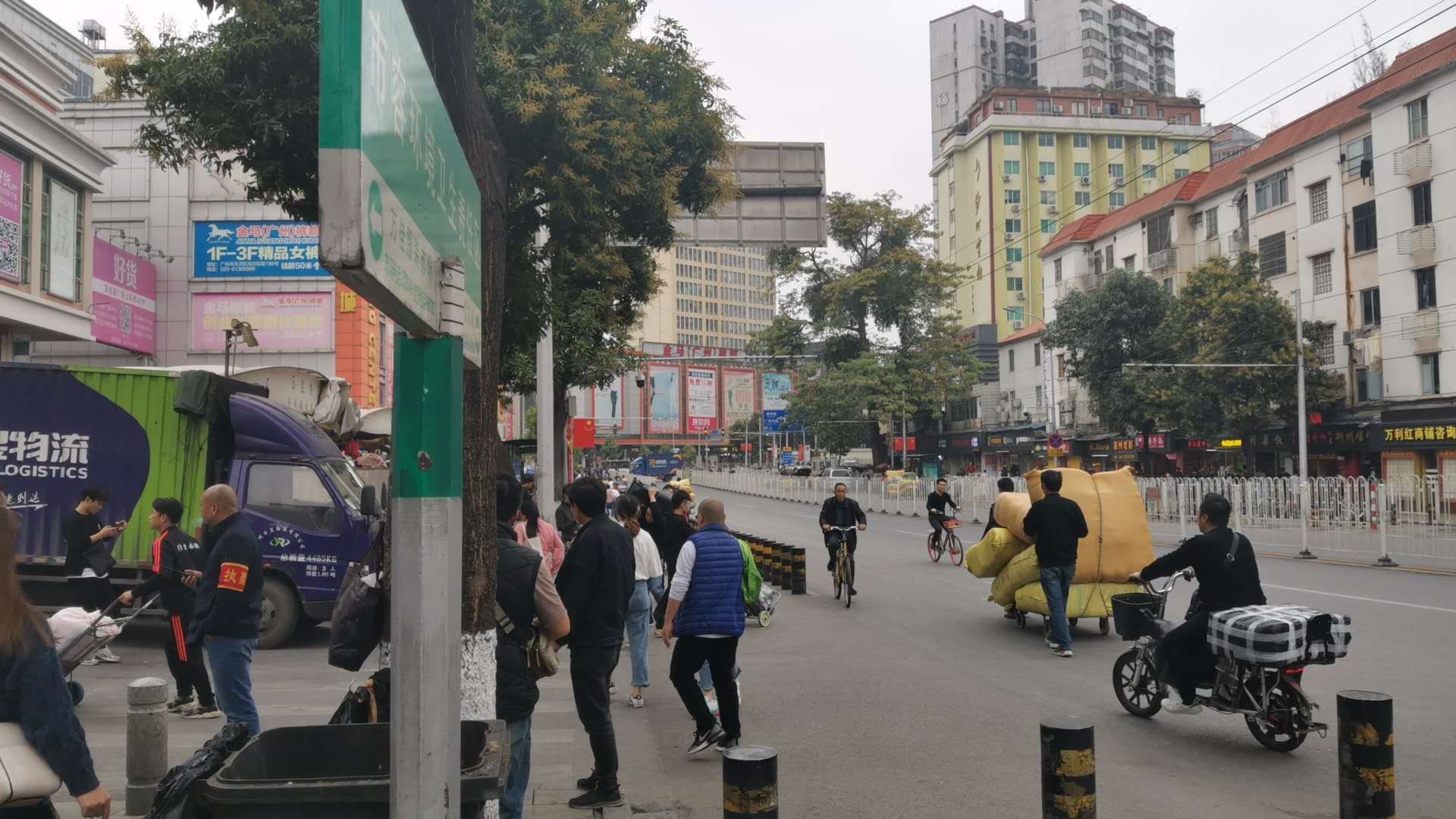 广州最大服装批发地