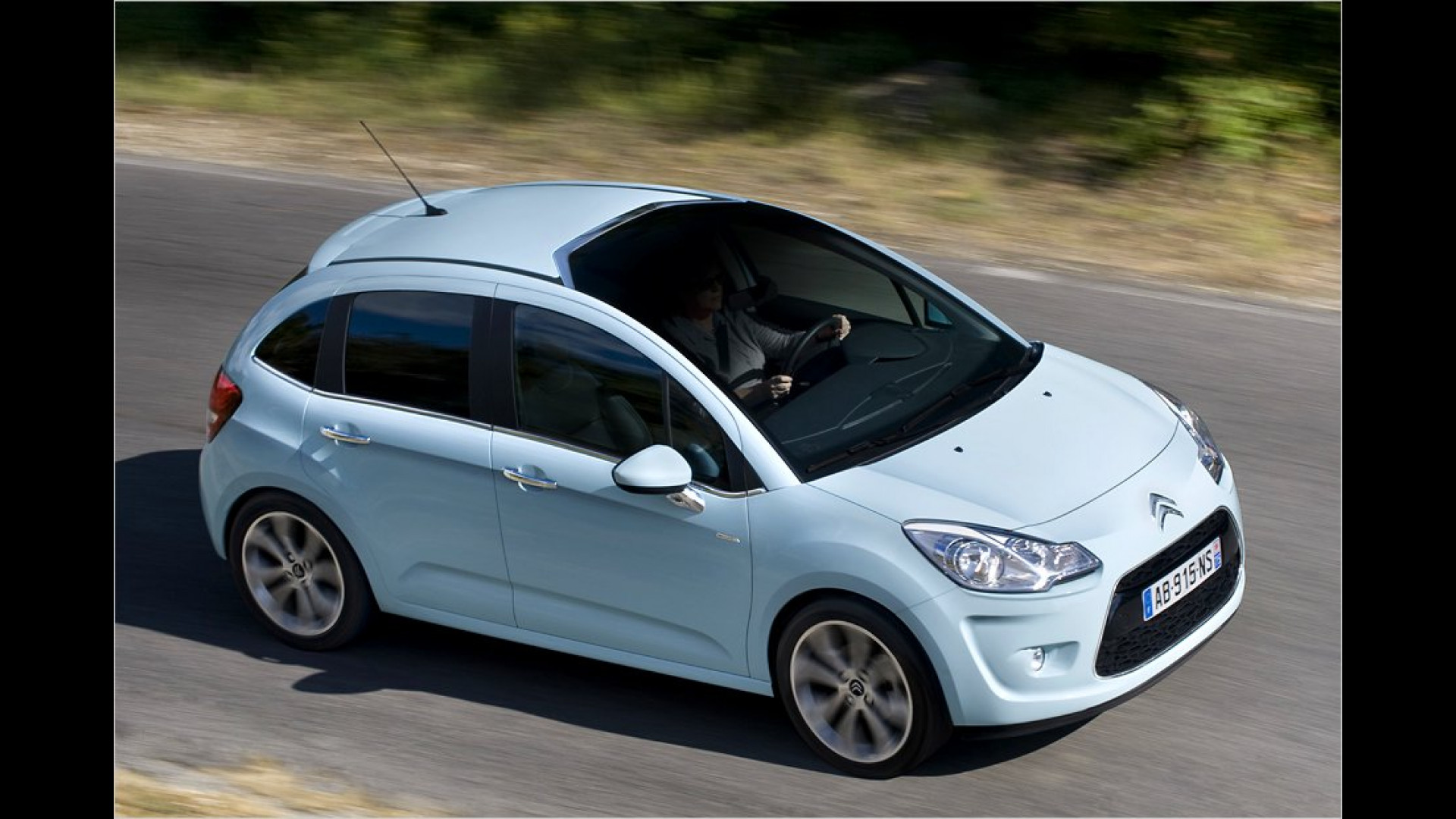 车顶发际线越来越高,福特新专利,挡风玻璃延伸