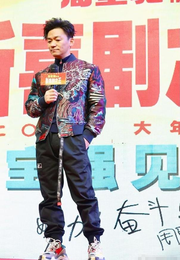 王宝强近照私服曝光,形象大变帅到认不出