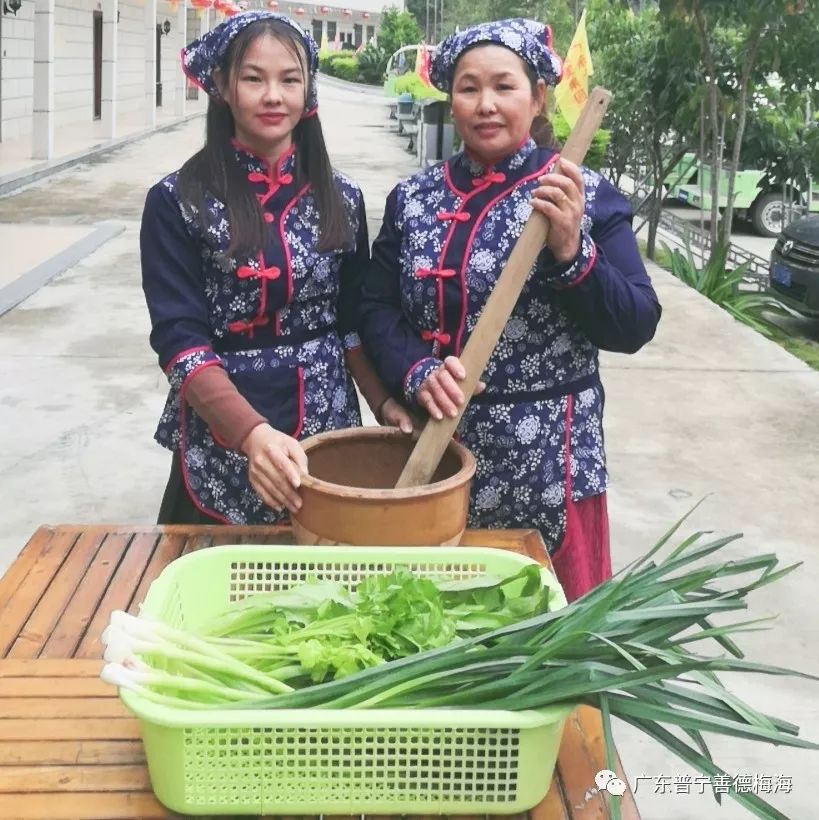 埔心春姑娘擂茶04房日红 黄雪凤,来自善德村善美油茶03房琼香 房小红