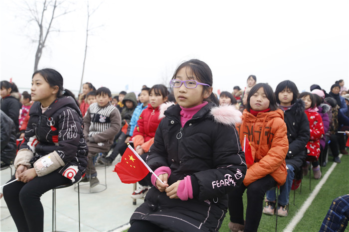 毕业于文化学校的学子在新的学校中喜获好成绩:现就读于铸才中学的乔