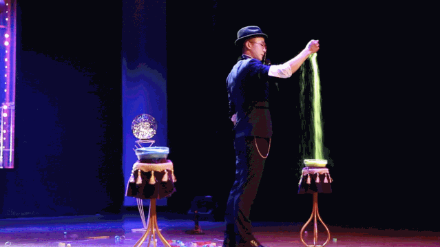 639_359gif 动态图 动图