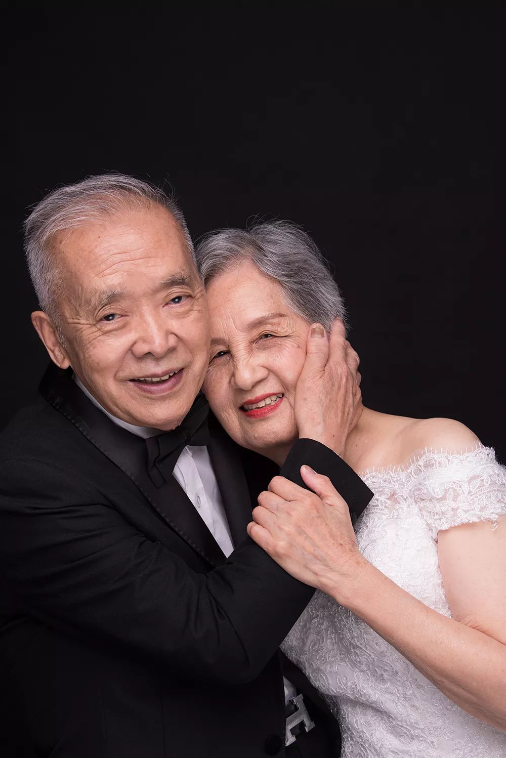 金婚50年·爱在说一遍 | 金婚纪念照公益服务项目征集启动