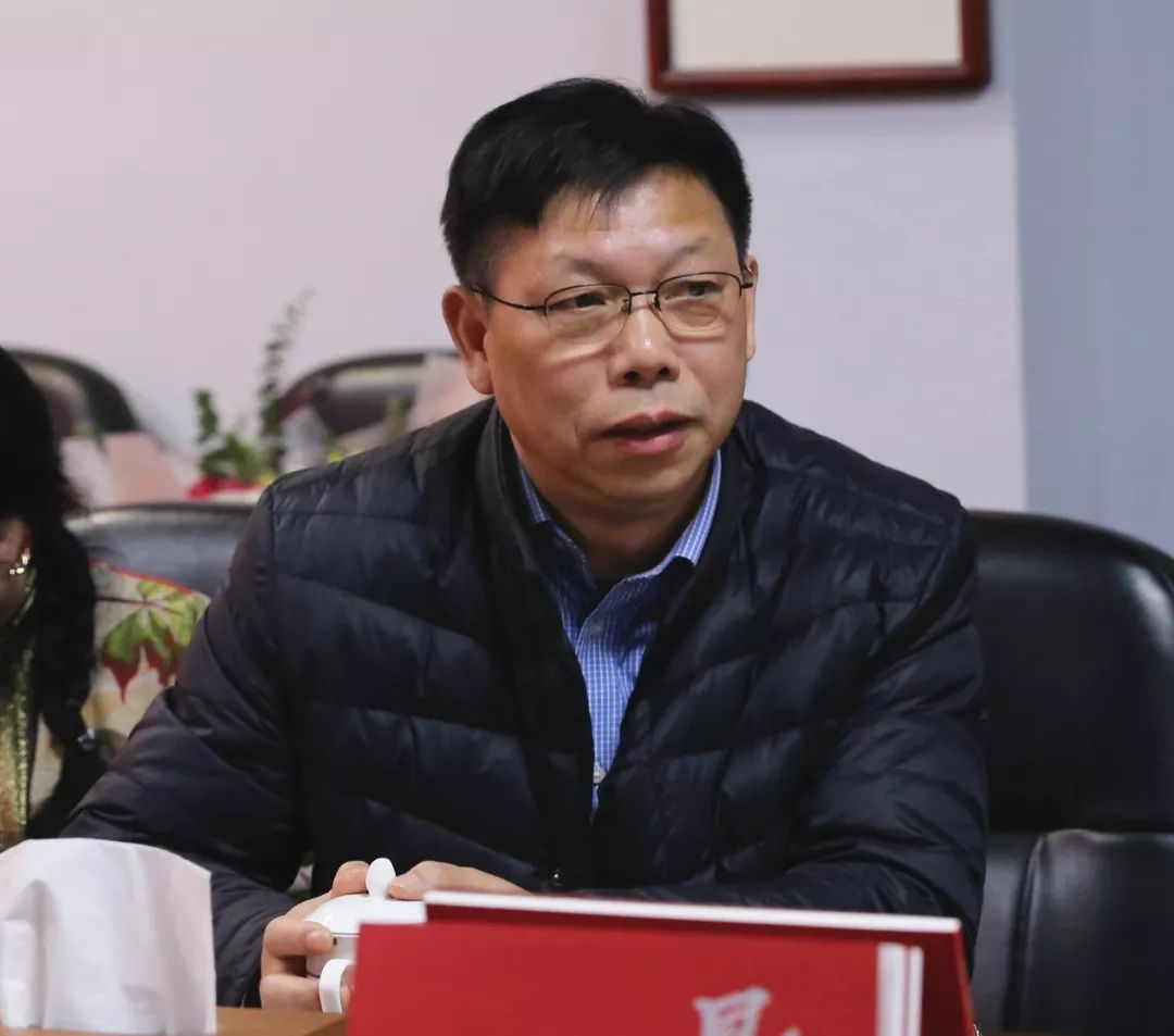 用天佑好人,天道酬勤和吉人天相回顾了刘雪樵老师,黄海燕老师和龙渊