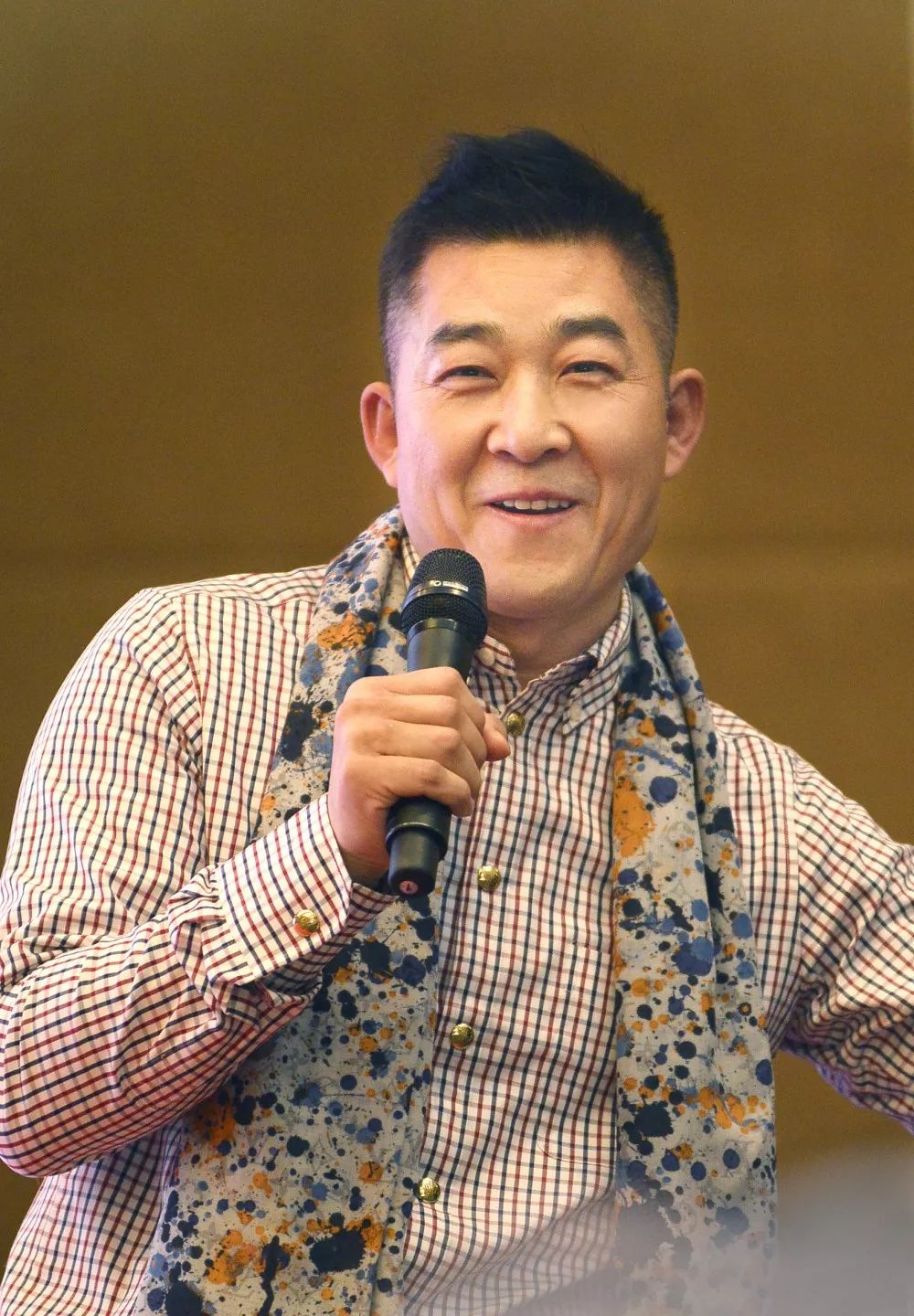 我们把2019年的精彩瞬间呈现给大家,迎接2020年!_先生