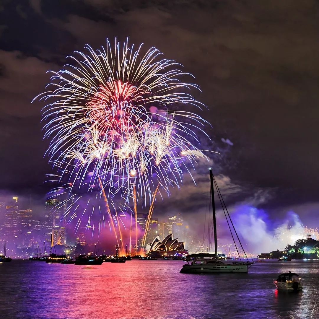 悉尼跨年夜辣妈你拖家带口参加了么?看烟花都是为了孩子有没有