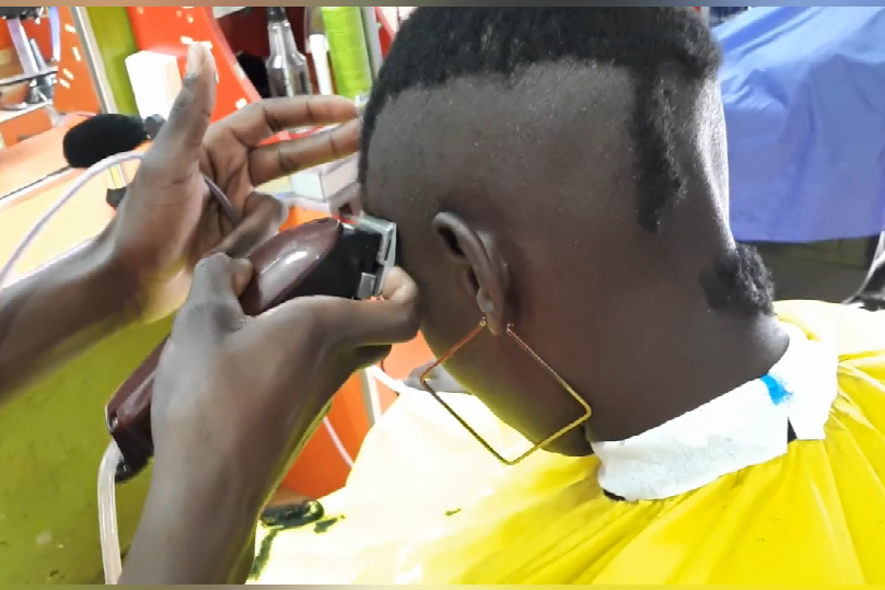 黑人女性推光头很帅气有没有