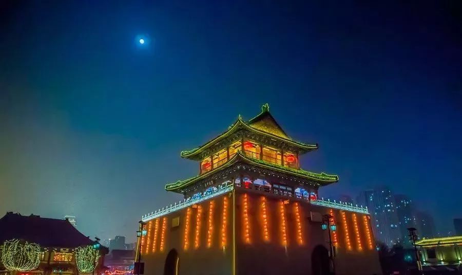 happy 2020s new year天津跨年灯光秀12月31日晚23: 58分至2020年1月