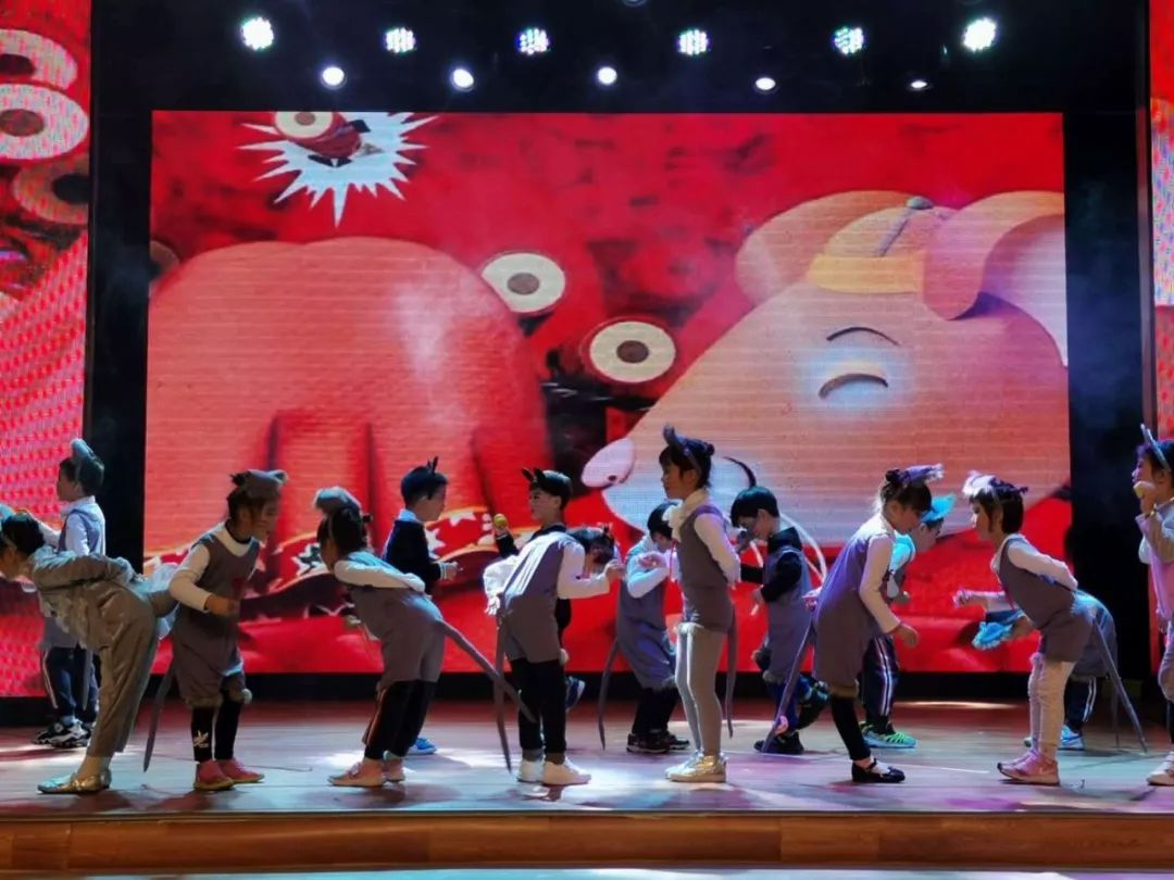 2020伊索幼儿园小舞台大梦想迎新年童话剧汇演圆满成功