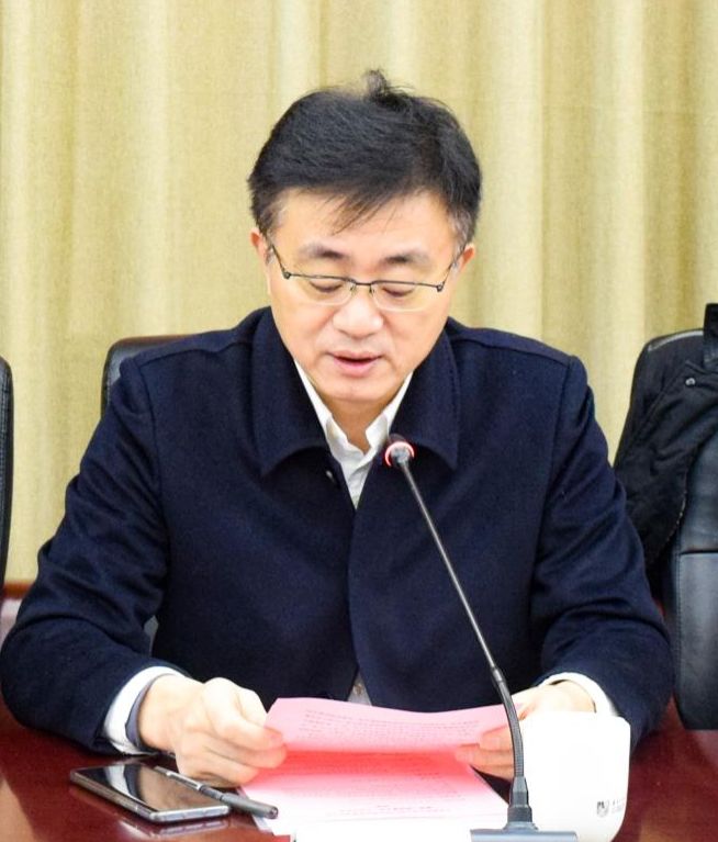 我校研究生院常务副院长及学科建设处处长张广明教授代表南京工业大学