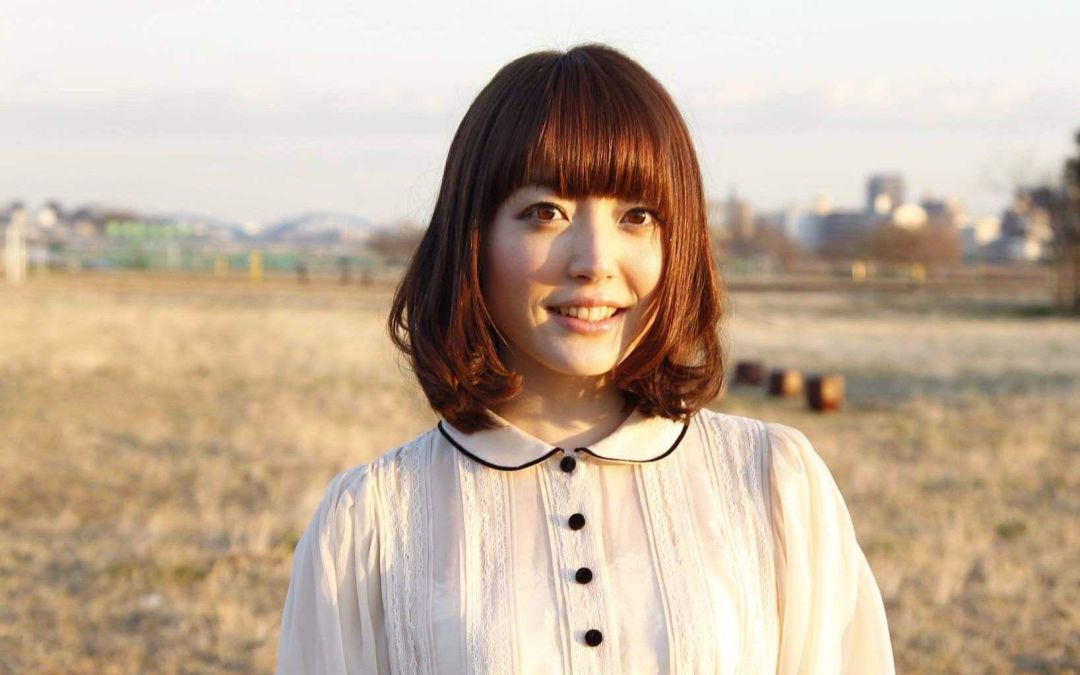 日本女星花泽香菜跨年晚会翻唱告白气球简直甜美炸裂