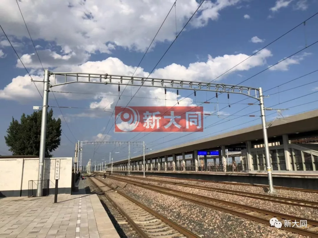 改建后的天镇站属于高普合一车站,既是京包线的一个三等普速中间站