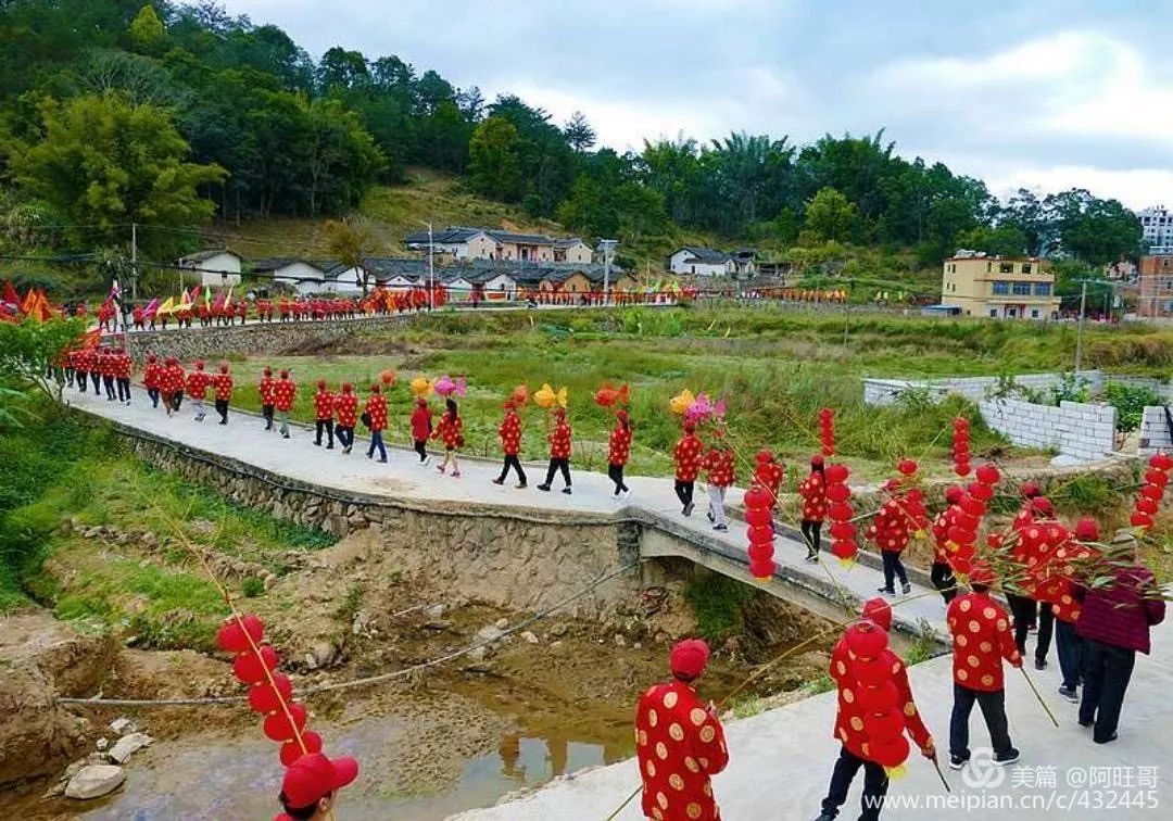 2019年他28次来大埔,记录各地民风民俗!