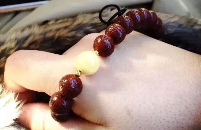 凤眼菩提怎么盘红的快凤眼盘玩步骤图