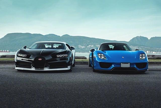 布加迪chiron黑白配色很好看