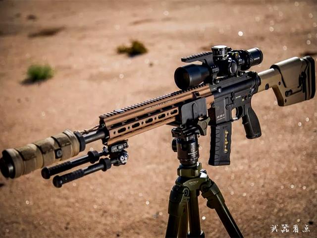 透明材料的余弹量观察窗,当看到托弹簧上的红色标记到此图中的位置时