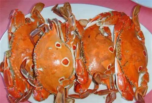 特色美食:陵水酸粉,三点蟹,琵琶蟹等.