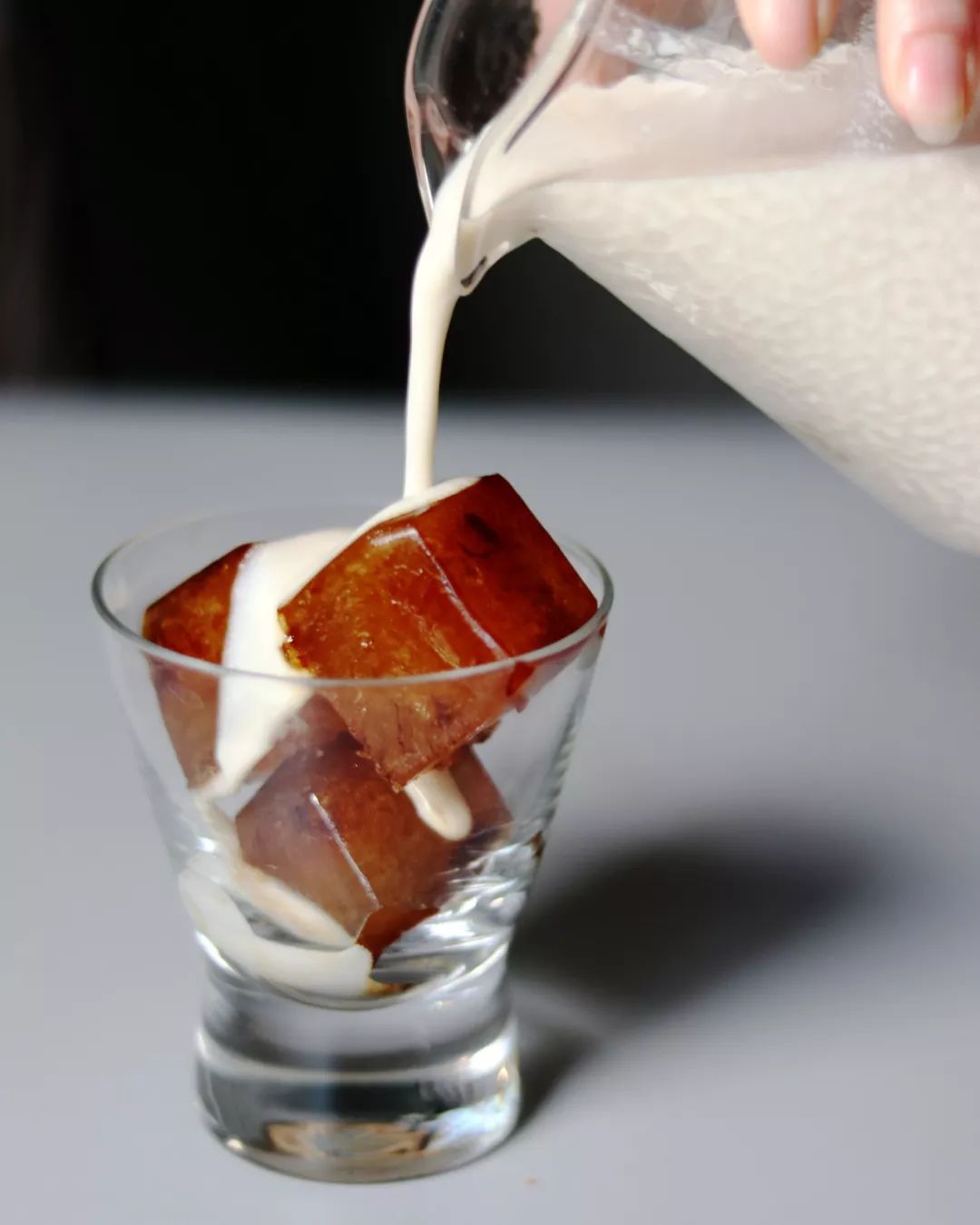 可口可乐入局咖啡植物基饮品市场推出adez燕麦乳真香吗