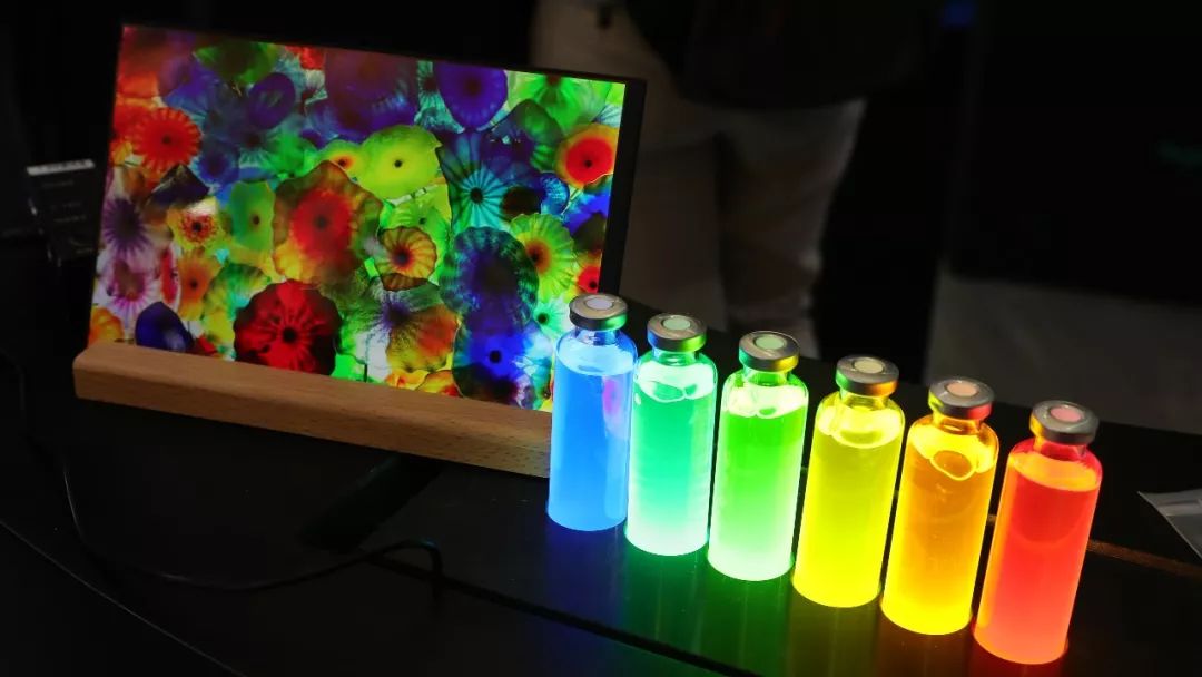 偏光片,背光模组,基板玻璃,彩色滤光片,高纯超净试剂,靶材,光刻胶