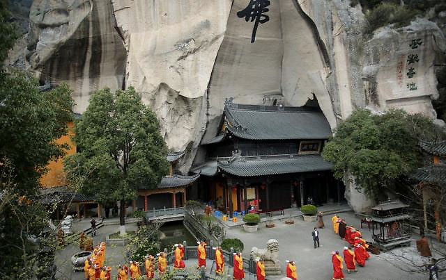 此岸登彼岸一生如一日访温岭万佛寺常君方丈
