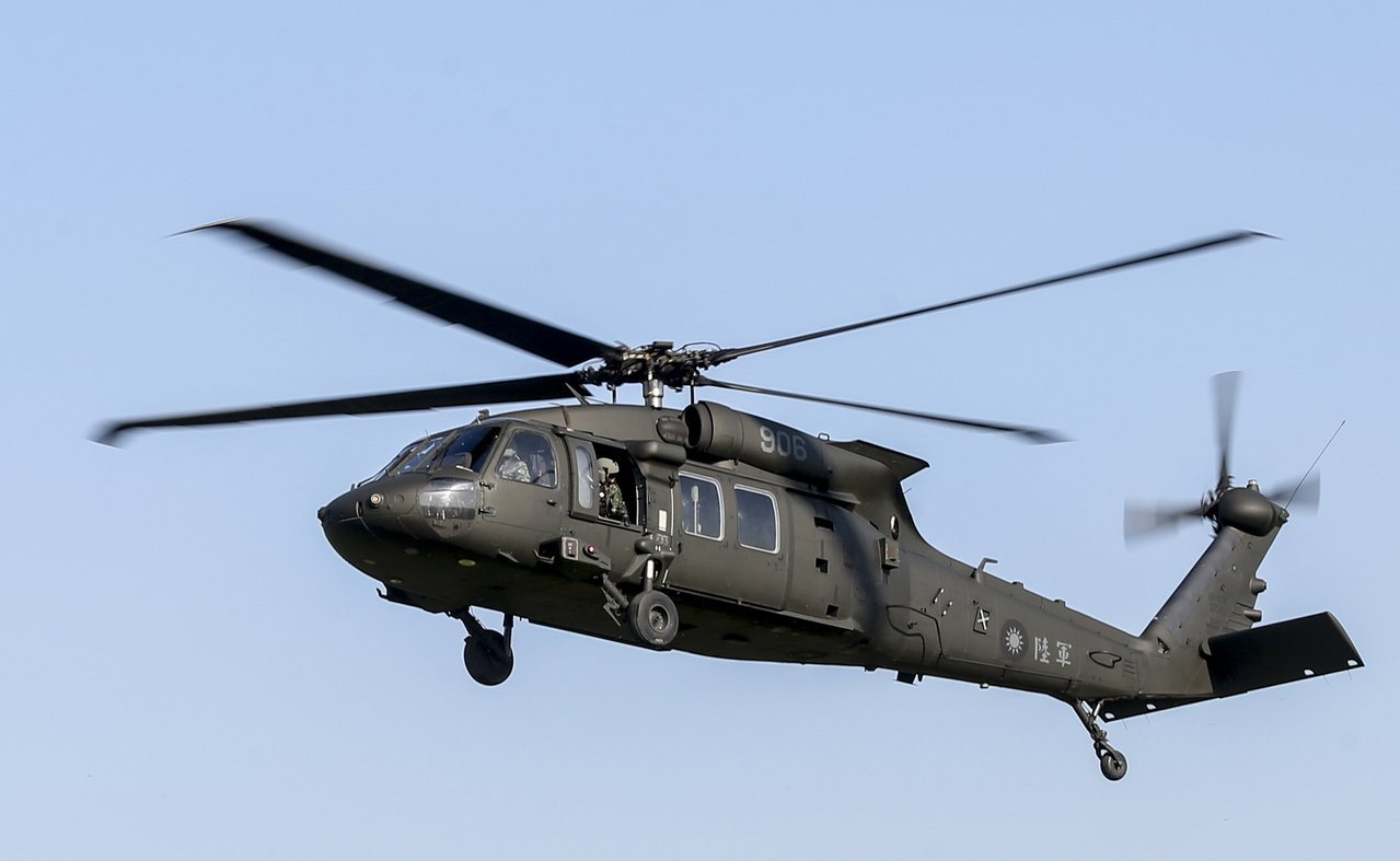 资料图:台湾陆军uh-60m黑鹰直升机