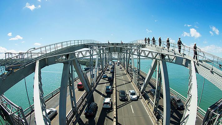 原创悉尼海港大桥如何攀登,散客如何上桥,玩自拍你要站在哪个位置