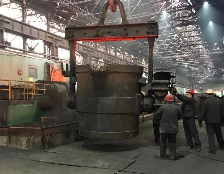 钢包工作衬用高铝耐火材料对钢液的影响