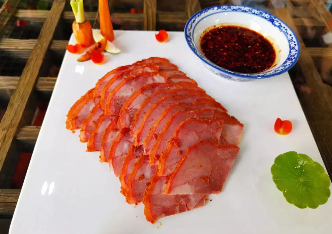 想品尝大理12县市的特色美食就去这里!