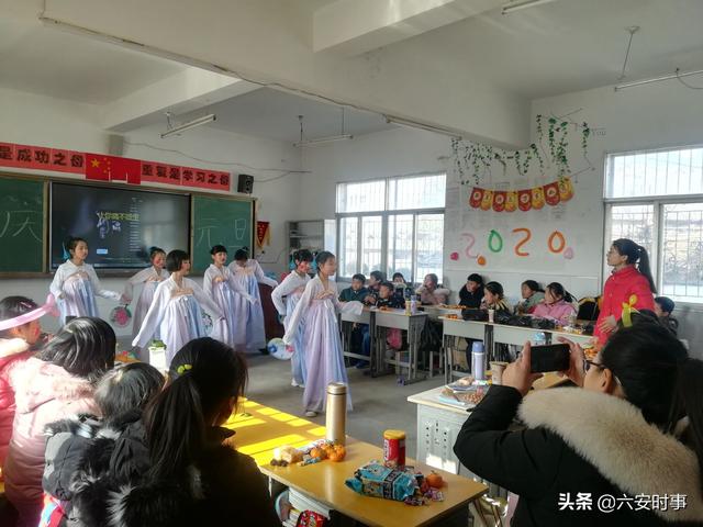 银山畈实验学校师生共庆2020元旦、迎新年(图2)