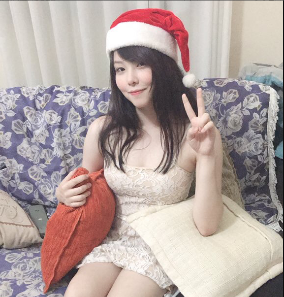 直播后mayumi发布最新生活照网友直呼难道阿水变猫了