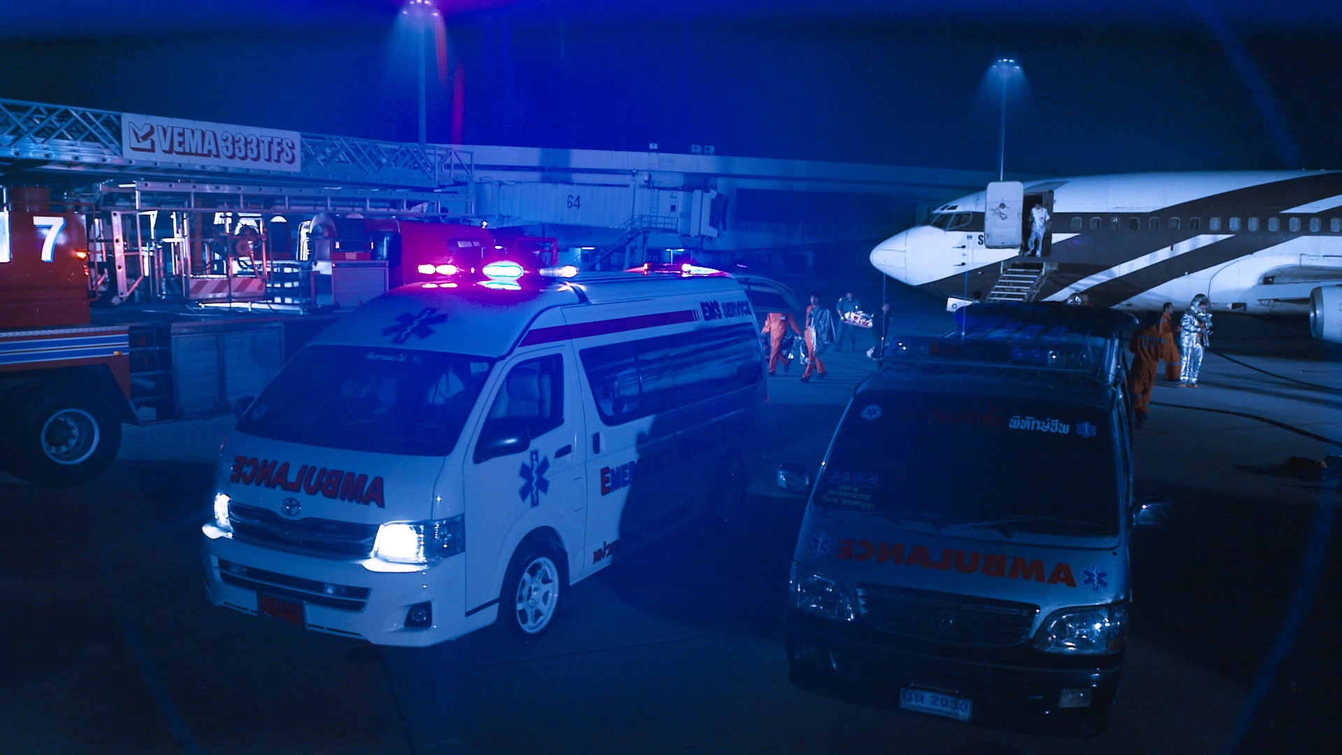 原创该电影真实取材泰国史上第二伤亡惨重的空难事件不建议单独观看