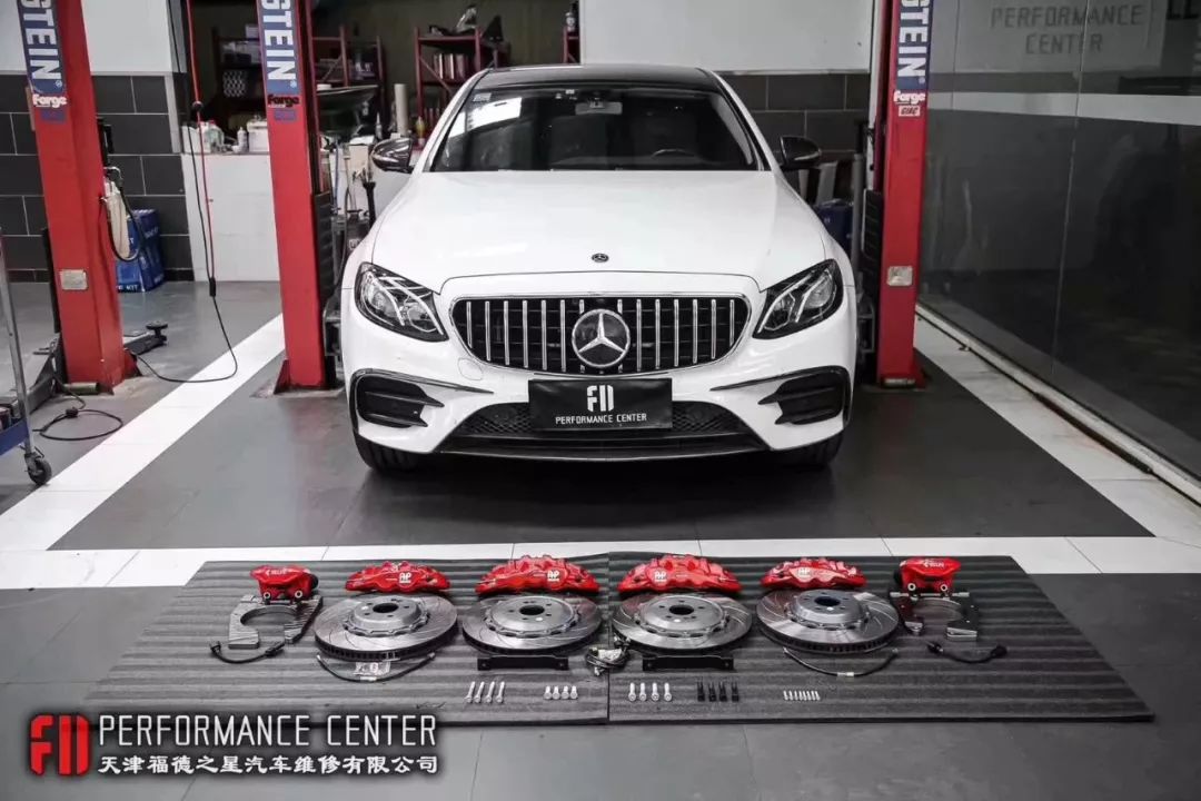 【资讯】奔驰E系 升级AP Racing前六后四刹车套装_搜狐汽车_搜狐网