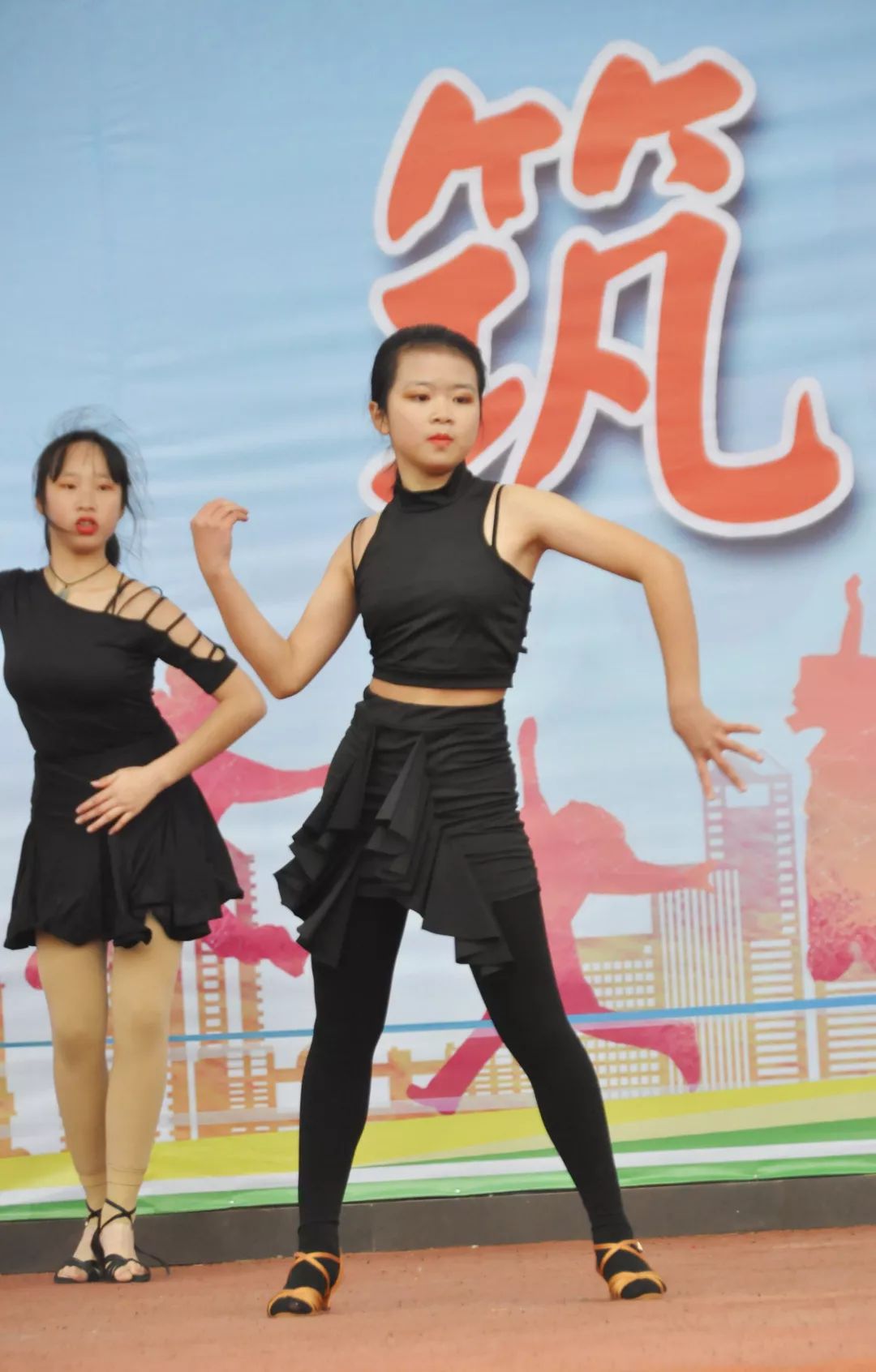 不忘初心 筑梦韶华 ——赣州市南康区第五中学第五届"润之韵"艺术节