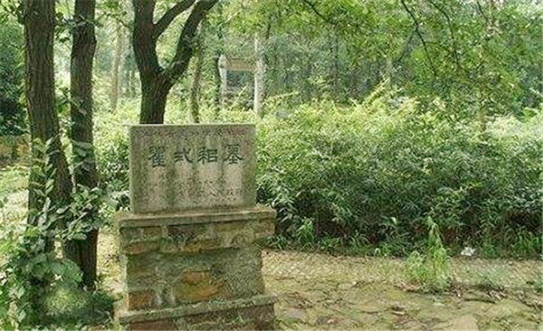清朝一代忠魂瞿式耜